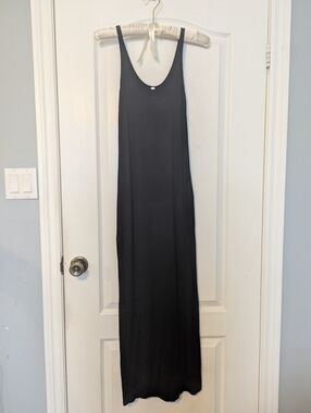 Babaton Black Scoop Neck Maxi Dress